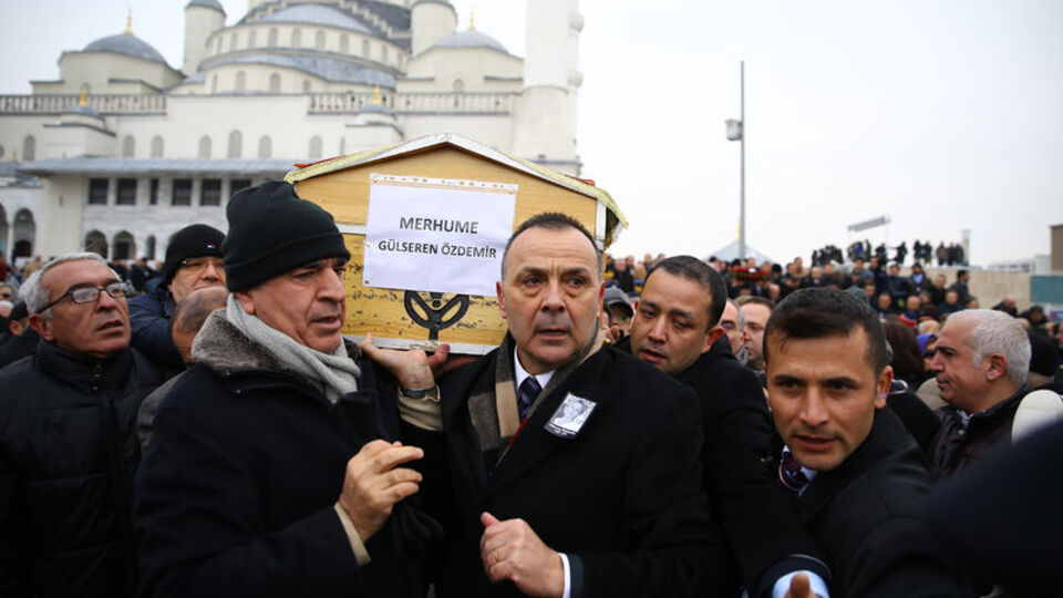 Gülseren Özdemir son yolculuğuna uğurlandı