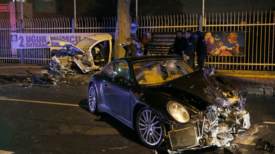 Sinan Çetin'in oğlu Rüzgar Çetin kaza yaptı, 1 polis şehit oldu