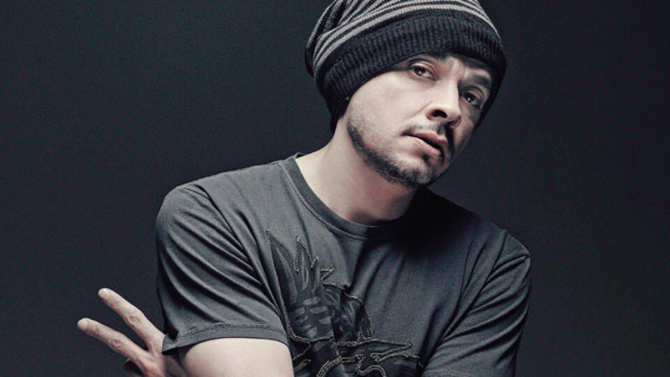 "Yanlış ülkede yanlış müziği yaptığımı öğrendim"