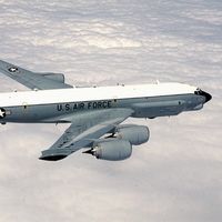 ABD ve Rus uçaklarından tehlikeli yakınlaşma!