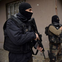Cizre'de Sırp uyruklu keskin nişancı yakalandı