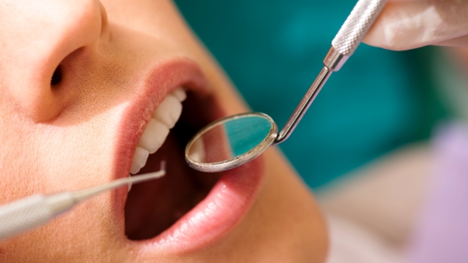Kanser hastaları ağzına dikkat etmeli!