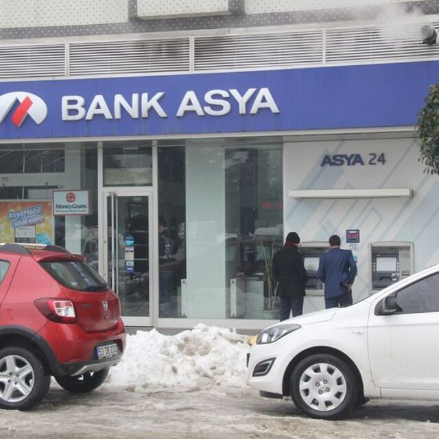 Bank Asya'dan büyük zarar
