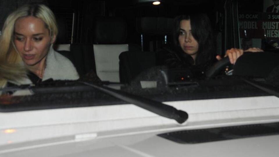 Asena 'engel' tanımadı!