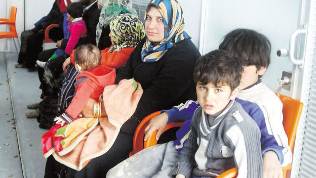 Sınırda bekleyen Türkmenlerin tamamı, Türkiye'ye geçiş yaptı