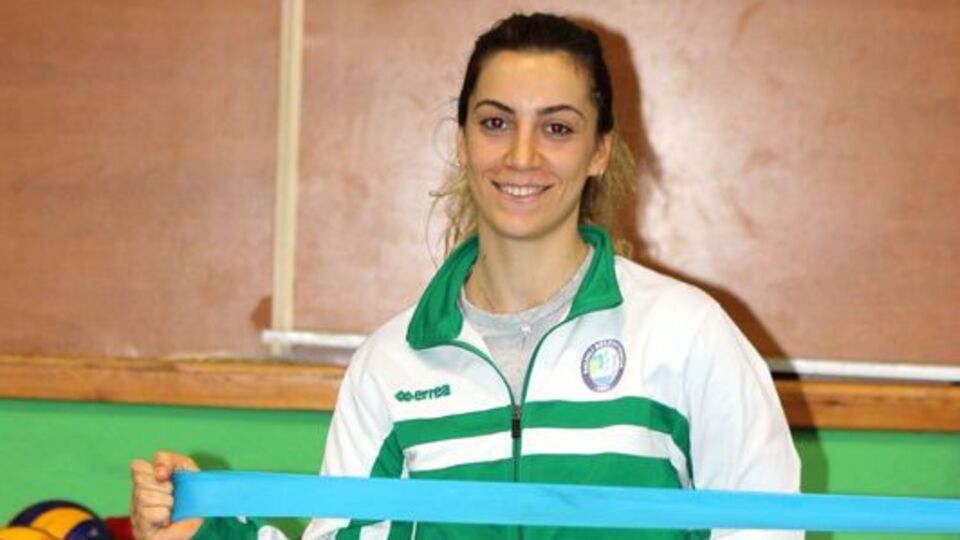 Esra Sarıyıldız Salihli Belediyespor'da!