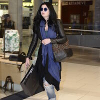 Oktay'a mont baktı!