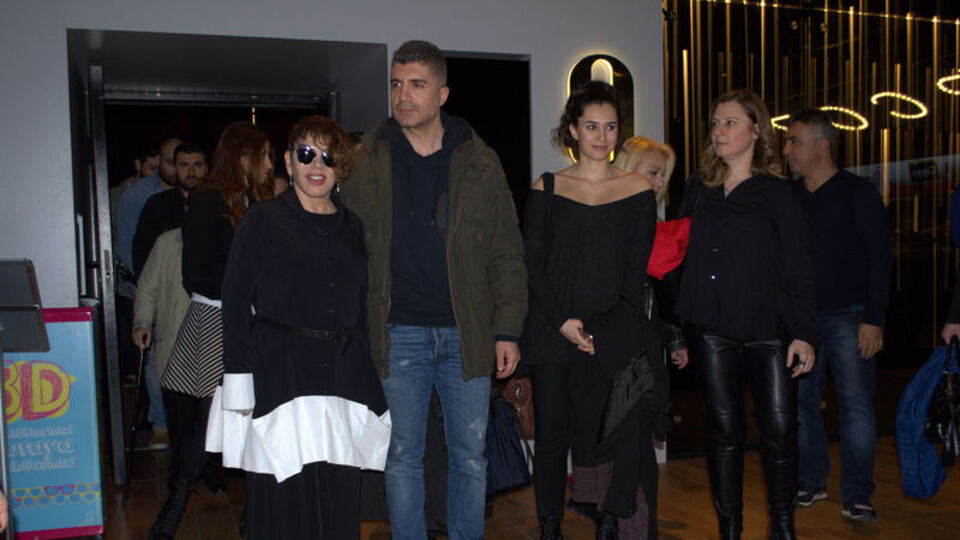 'Kuzguna yavrusu şahin'