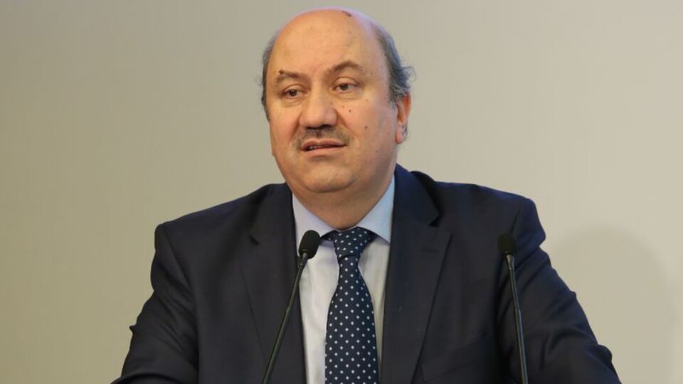 "Bank Asya'nın mali yapısı bir günde bozulmadı"