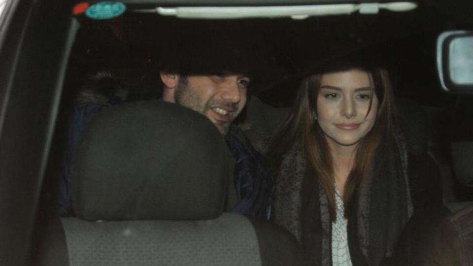 Keremcem ile Ezgi Asaroğlu el ele