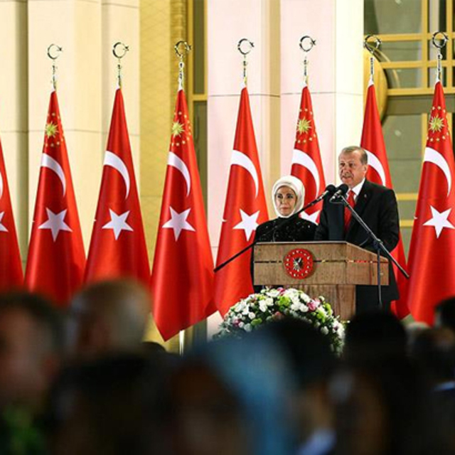 Cumhurbaşkanı o isimleri çağırdı!
