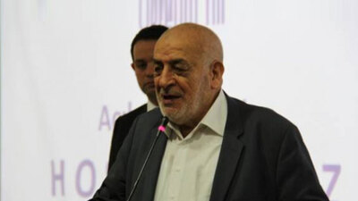 Eski bakan Fehim Adak hayatını kaybetti