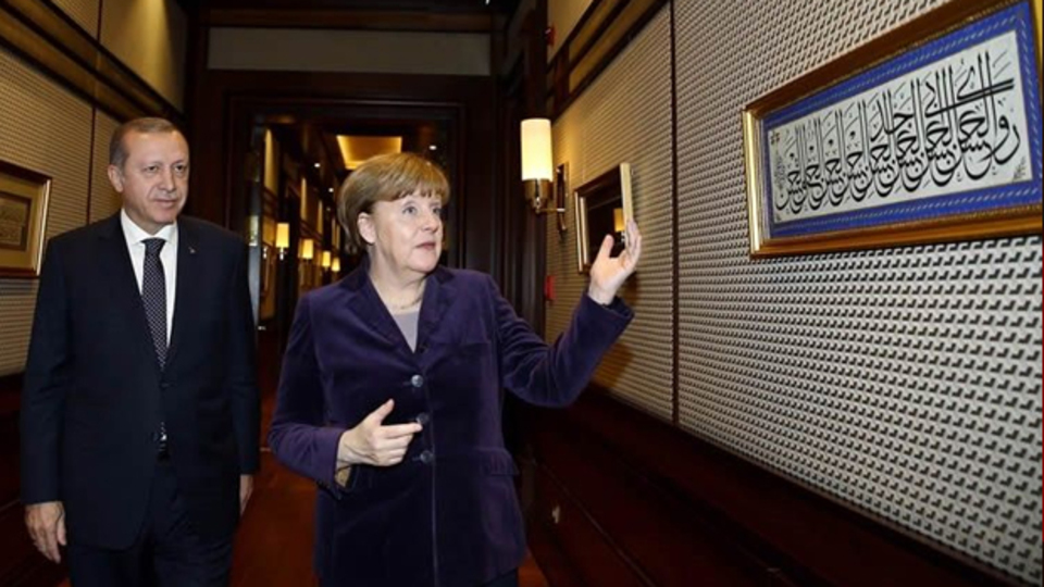 İlgisini çekti! Merkel, Erdoğan'a onu sordu