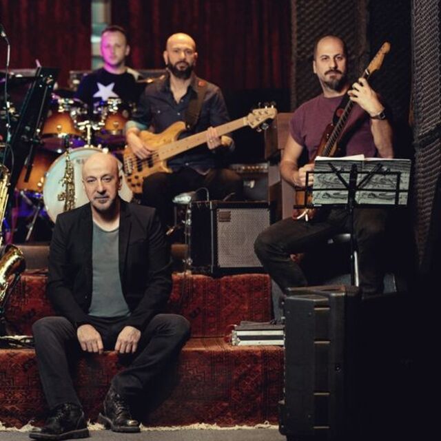 Amorf albümü İtunes'ta