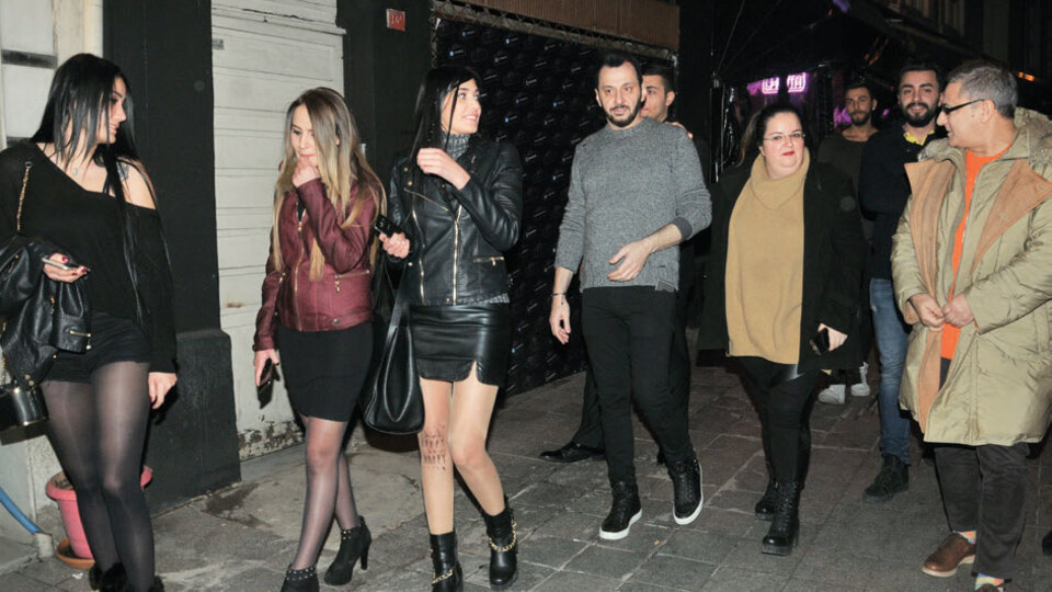 Yeni yaşını güzellerle kutladı