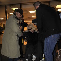 Zerrin Özer canlı yayında fenalaştı