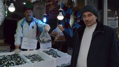 Fındık getirene hamsi veriyor!