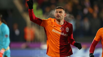 Çin neden futbolculara servet harcıyor?