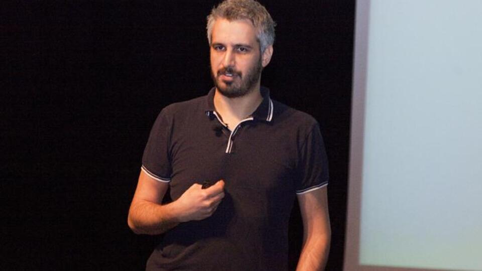 'Beyinsiz Adam'la söyleşi