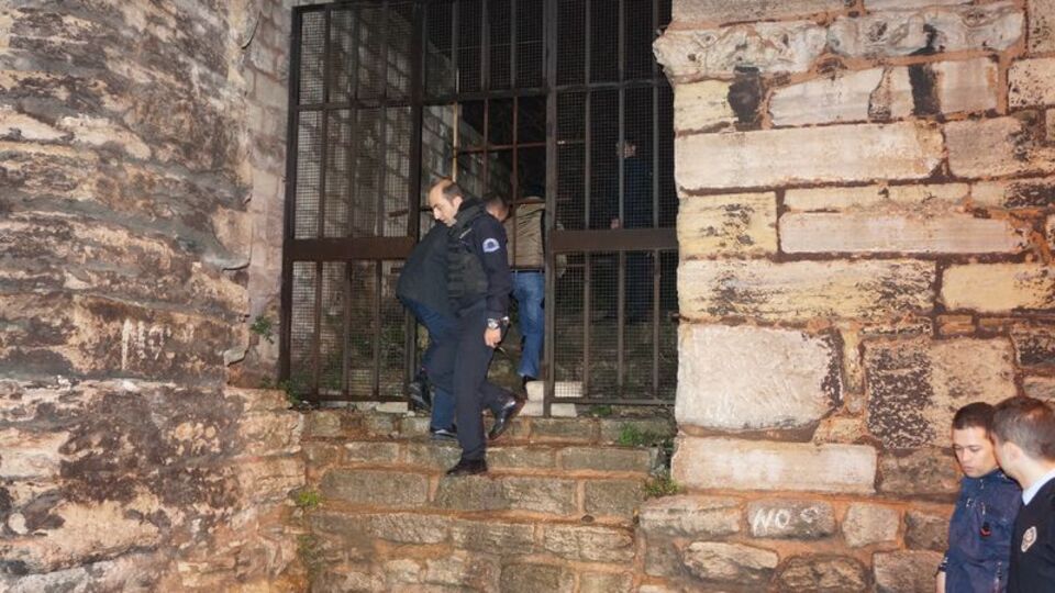 Topkapı surlarında bomba paniği