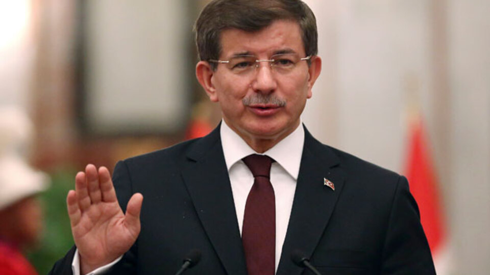 Başbakan Davutoğlu'dan 'YPG' açıklaması