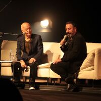 Cem Yılmaz, Alanson’u yalnız bırakmadı