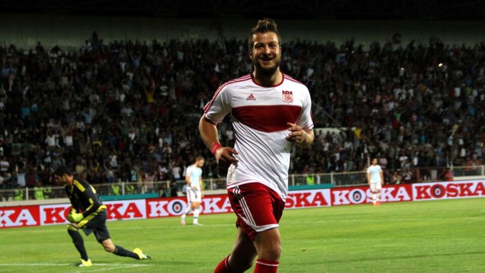 Batuhan yeni takımını açıkladı