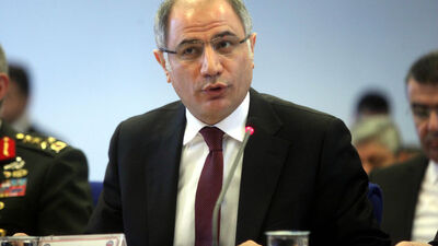 "Özgürlük-güvenlik dengesini gözetiyoruz"