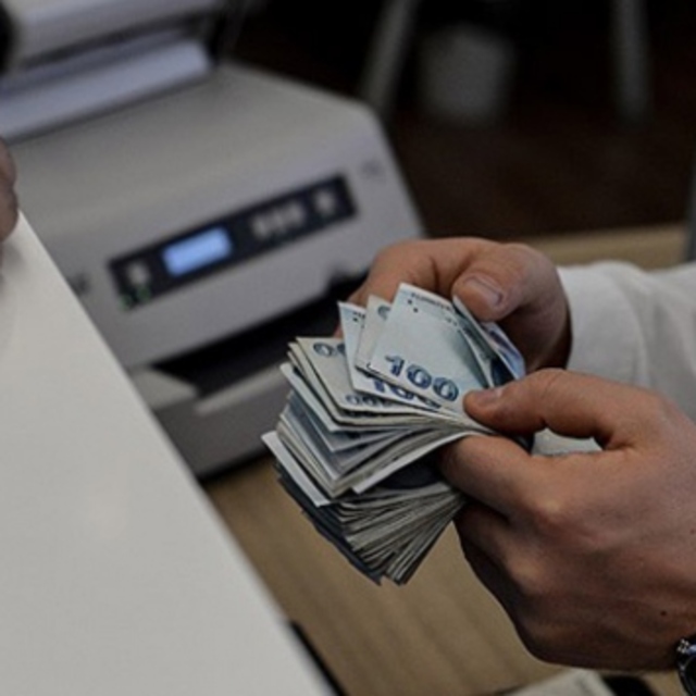 Bütçe fazlası 4,2 milyar lira