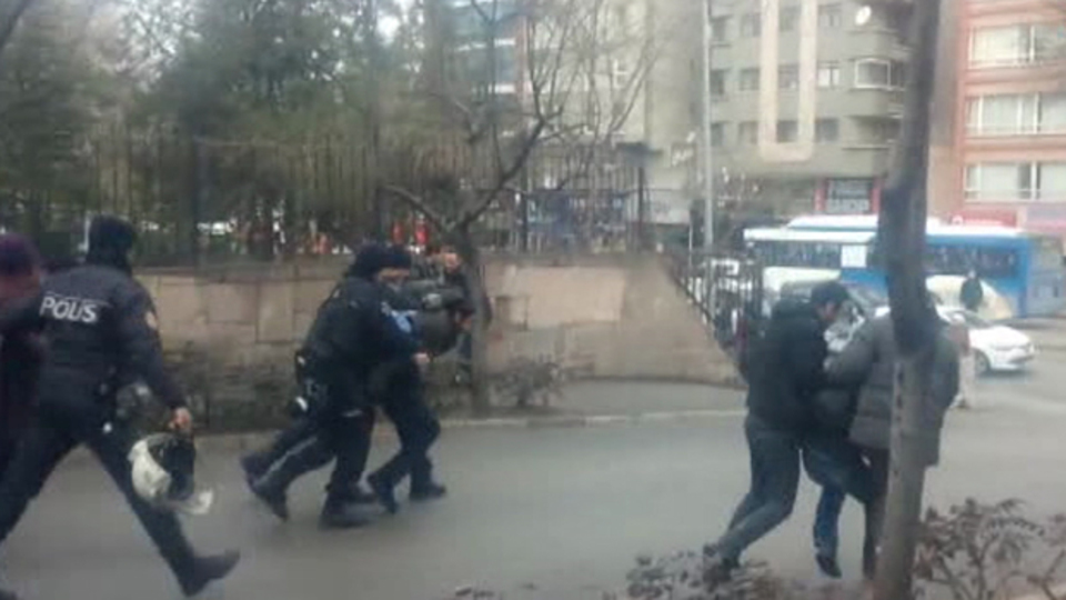 Ankara Üniversitesi'nde arbede: 16 gözaltı