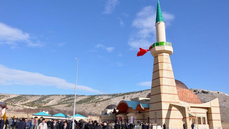 Rektör'den ODTÜ'ye gönderme