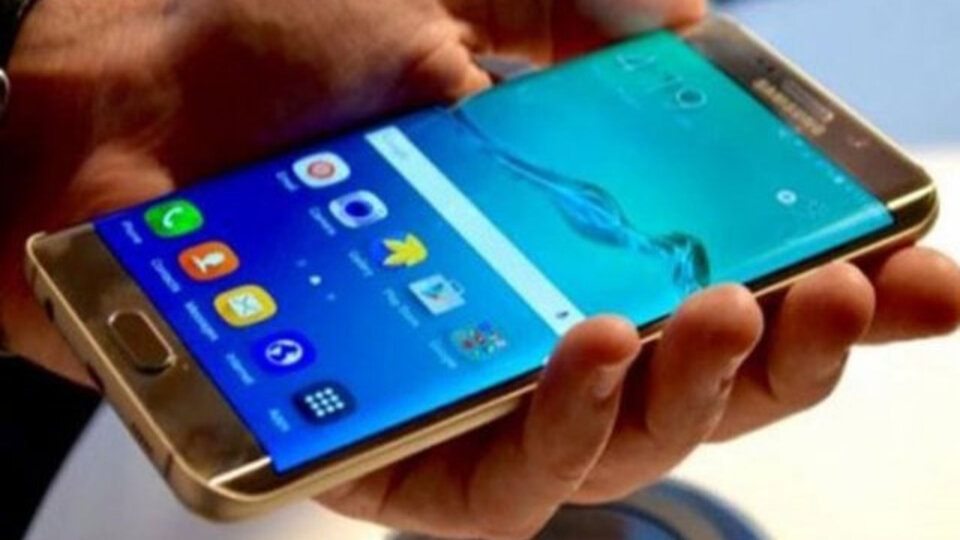 Samsung'un amiral gemisinin ilk videosu!