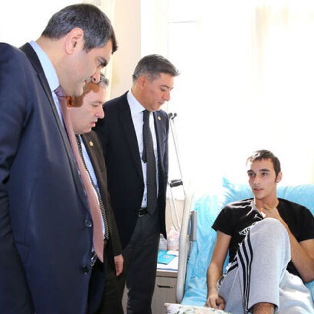 CHP'den hastane ziyareti