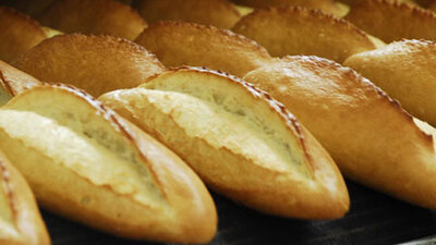 Ekmekten çıkan jilet için rekor tazminat istedi!