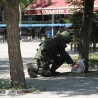 İçişleri önünde şüpheli paket