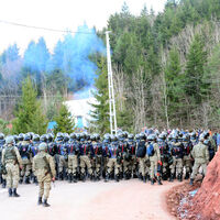 ‘Devletimize karşı gelmiyoruz’