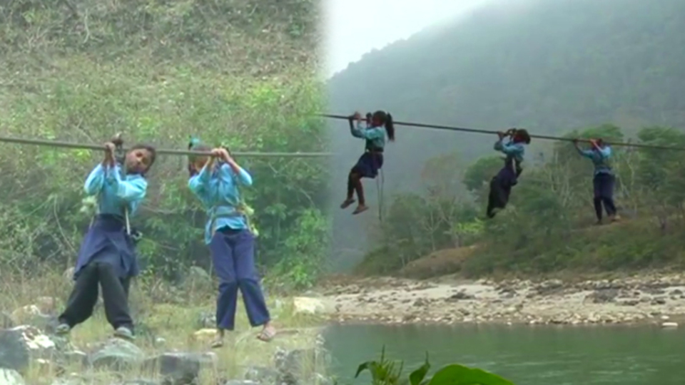 Dünyanın en tehlikeli okul yolu