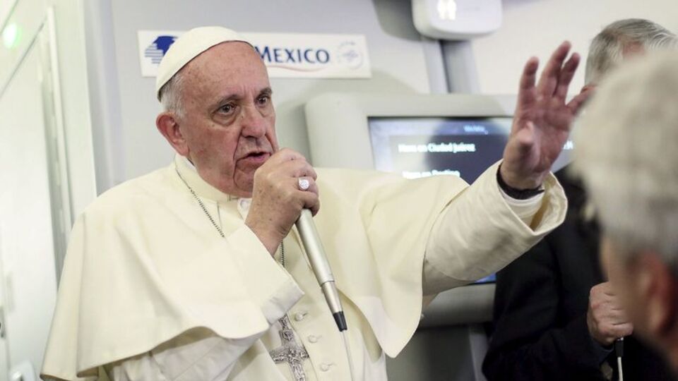 Papa: Trump Hıristiyan değildir