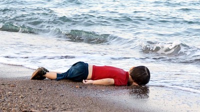 Avustralyalı sanatçıdan Aylan Kurdi'ye şarkı