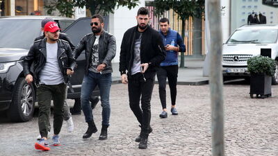 Erkek erkeğe muhabbet