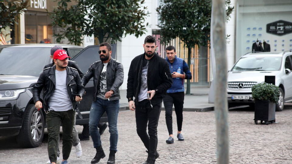 Erkek erkeğe muhabbet