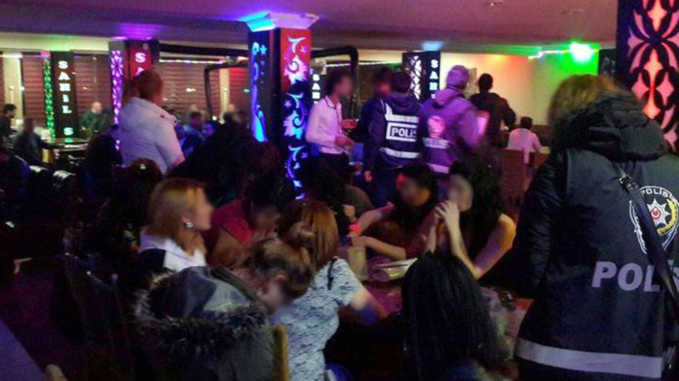 Van merkezli fuhuş operasyonunda 95 gözaltı!