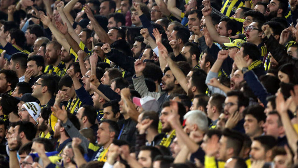 Fenerbahçe taraftarına şok yasak!