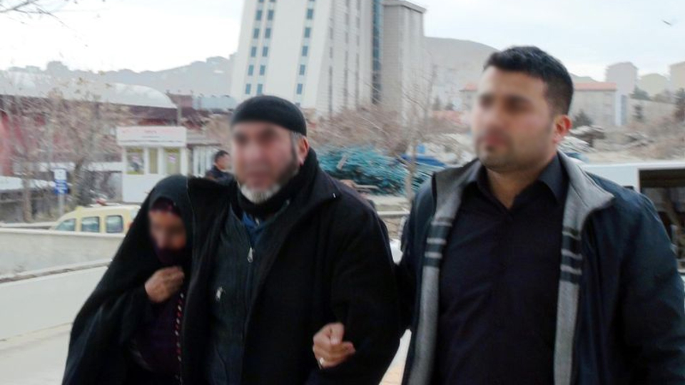 Elazığ'da dehşet marketi!