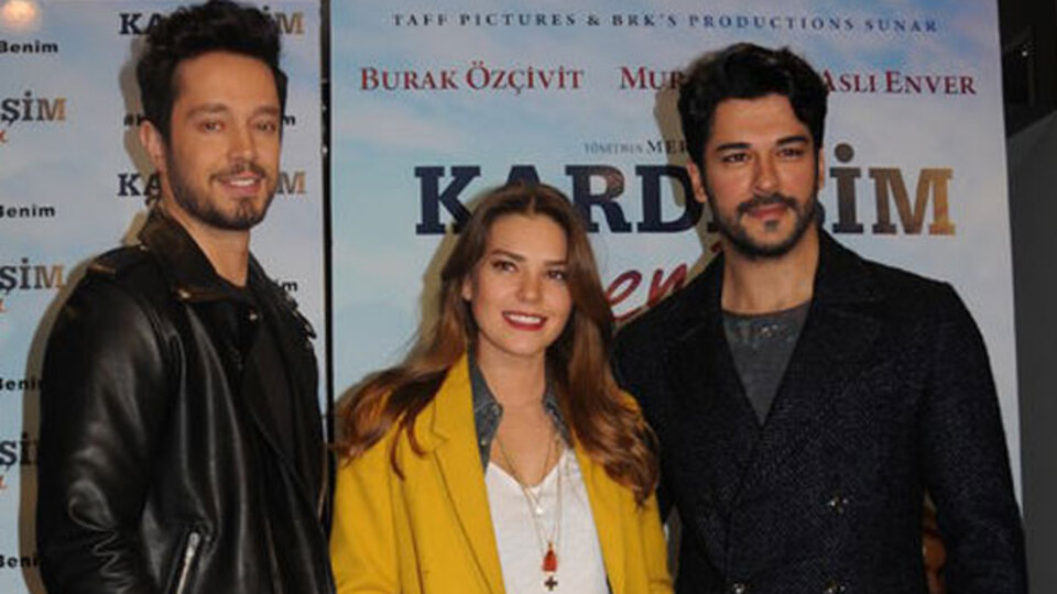 Burak Özçivit'ten sürpriz aşka ilk yorum