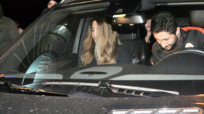 Golü eşiyle kutladı