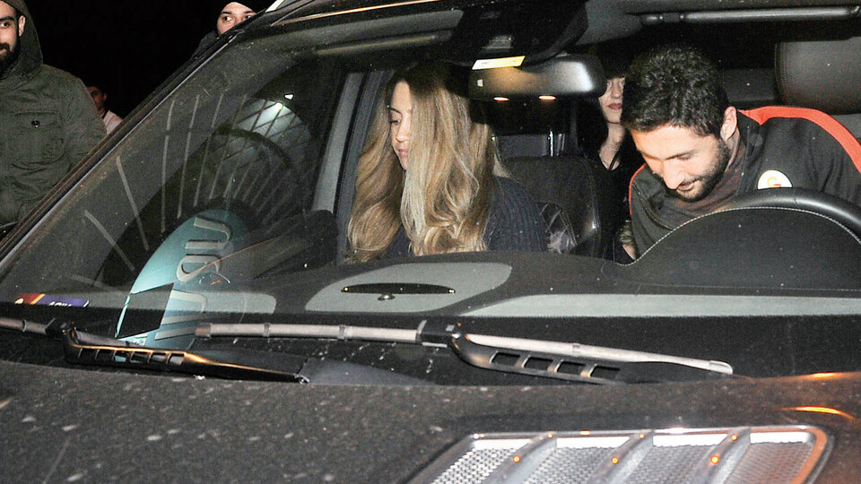 Golü eşiyle kutladı