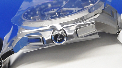 Radyo dalgaları ile kendini ayarlayabilen saat