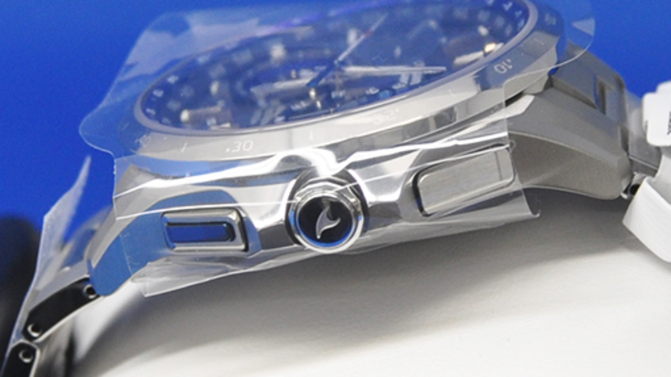 Radyo dalgaları ile kendini ayarlayabilen saat