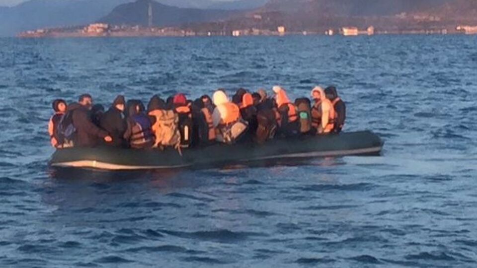 Ege Denizi'nde 199 göçmen kurtarıldı